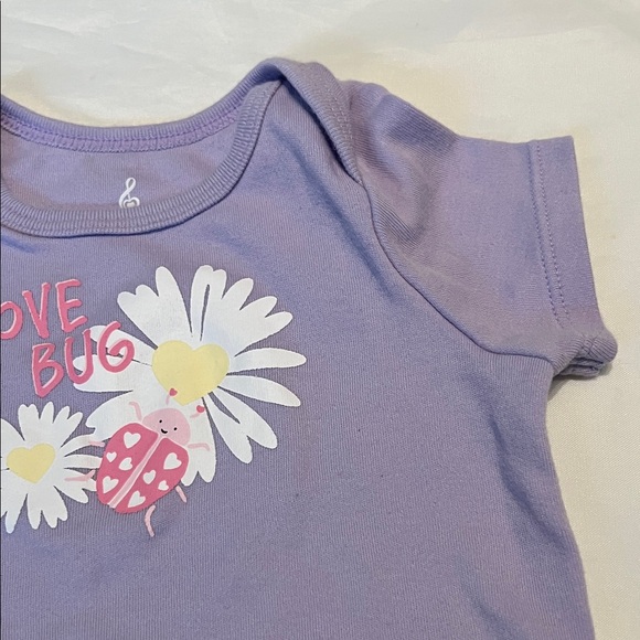 “Bundle 10/$13” Lullaby 6-9M Purple Baby girl bodysuit with Floral Design - Picture 5 of 7
